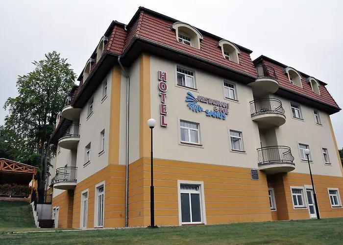 Feriested Zdrojowy Sanus 3*